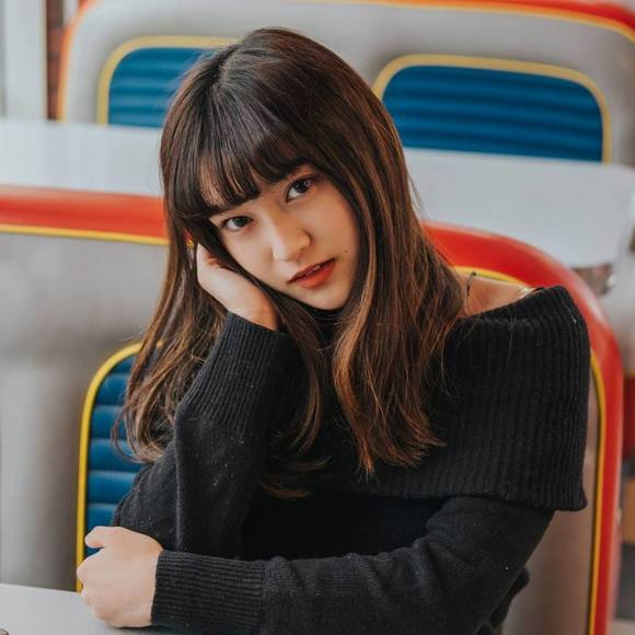 Meet your Posher, Monica - Picture 1 of 1